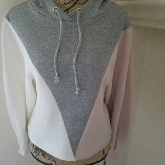 RACHEL Rachel Roy Tops - NWT RACHEL ROY CROPPED DEVIKA HOODIE